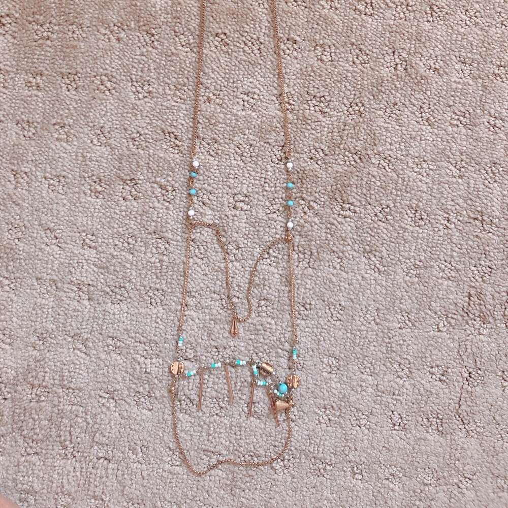 Dangly turquoise and gold necklace!